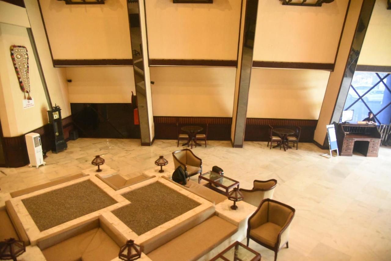 Malabar Palace Kozhikode Exterior foto